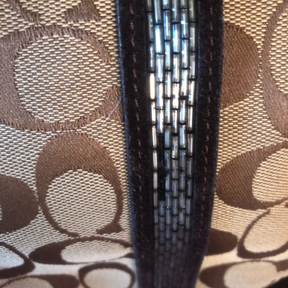 Coach Signature Jacquard Tote with beads - Picture 6 of 6